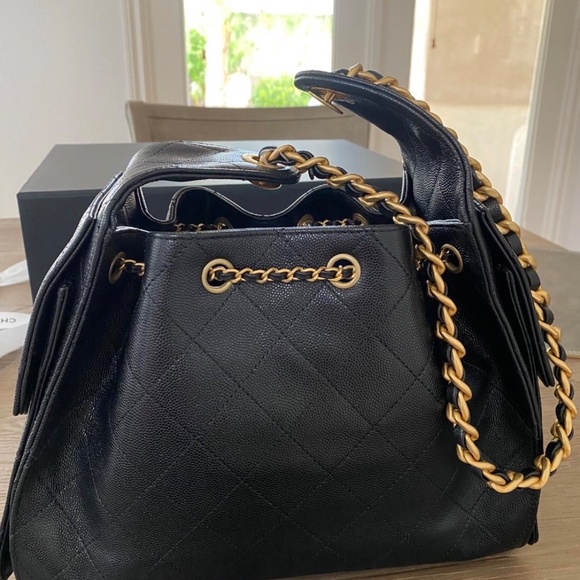 Chanel 25 - Picture 2 of 8